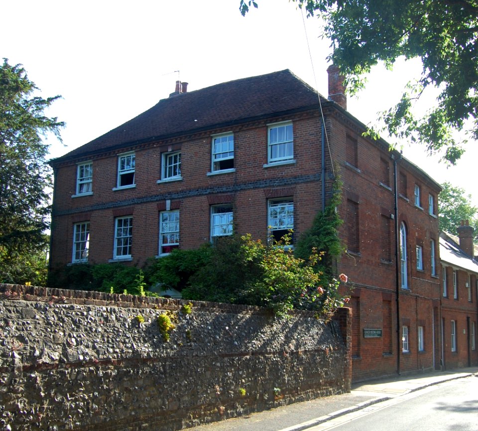Friends Meeting House, 16 Colebrook Street, Winchester (NHLE Code 1350680) (June 2019) (4)
