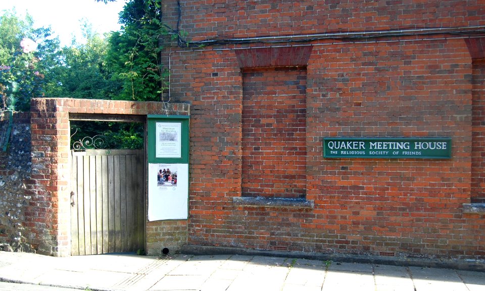 Friends Meeting House, 16 Colebrook Street, Winchester (NHLE Code 1350680) (June 2019) (Entrance)