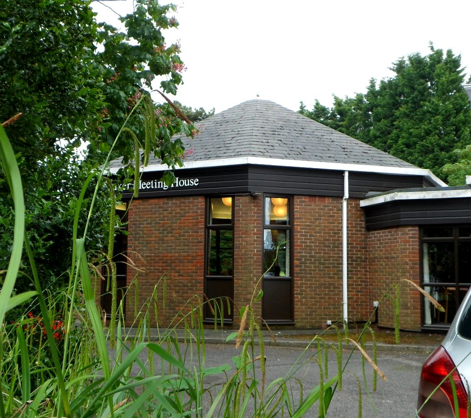 Friends Meeting House, Church Walk, Reigate (June 2013) (1)