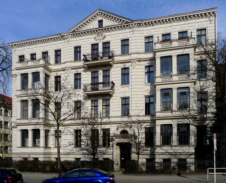 Friedrich-Wilhelm-Platz 13 (Friedenau)