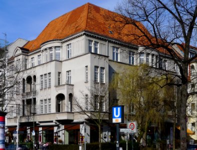 Friedrich-Wilhelm-Platz 14 (Friedenau)