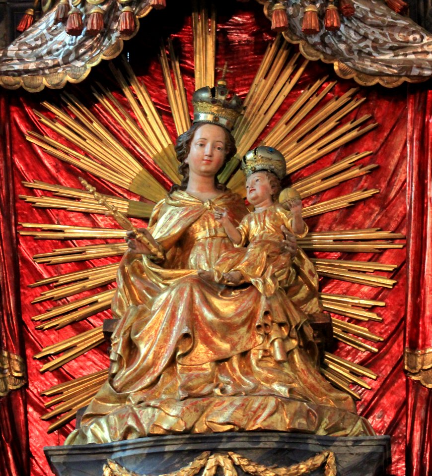 Friesach - Heiligblutkirche - Altar - Madonna