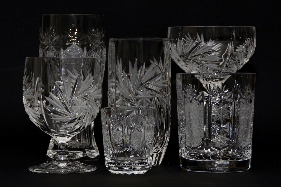 Crystal glass atmospheric bulbs