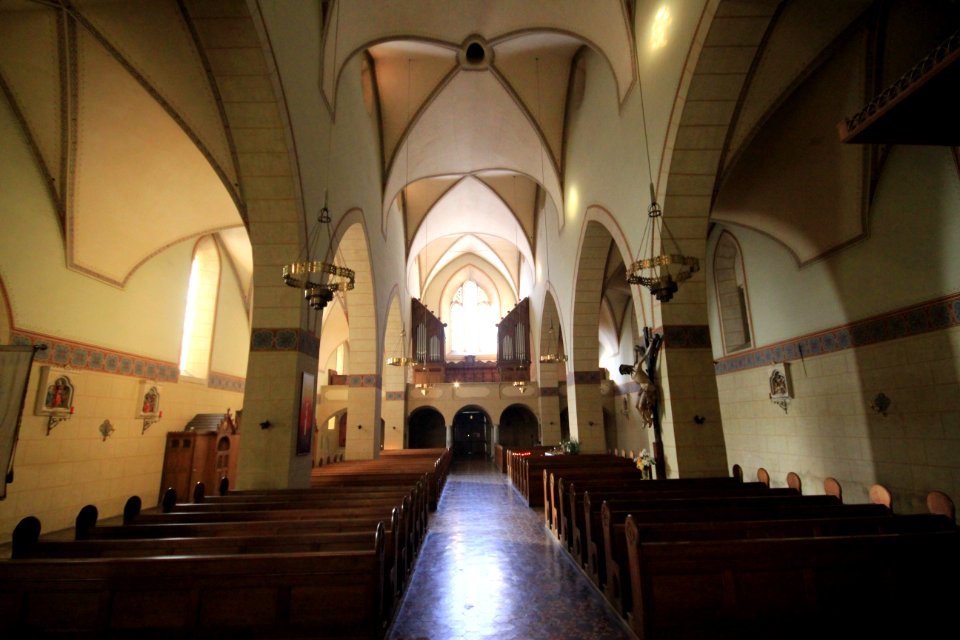 Friesach - Dominikanerkirche - Blick zur Orgelempore