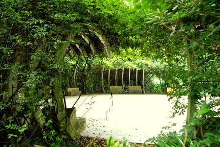 Garden structure - Chengdu Botanical Garden - Chengdu, China - DSC03416