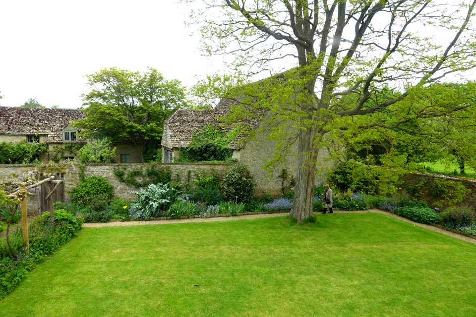 Garden view from within the house - Kelmscott Manor - Oxfordshire, England - DSC00102