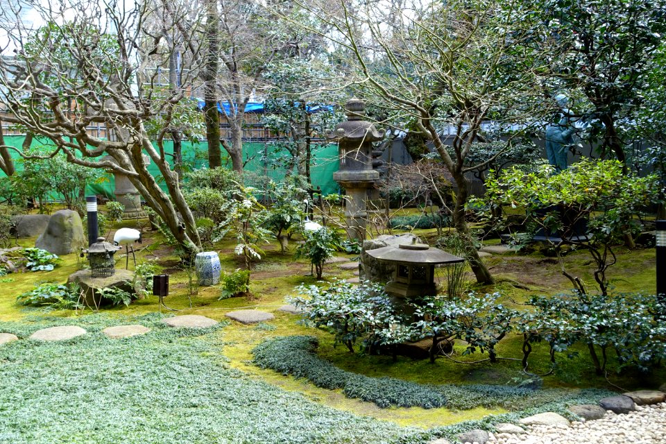 Garden view - Matsuoka Museum of Art - Tokyo, Japan - DSC07097