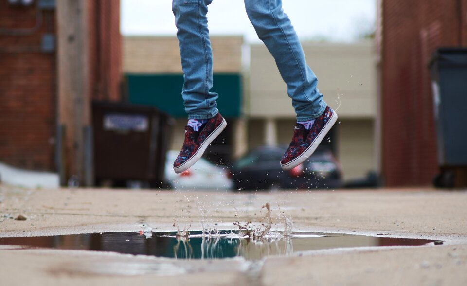 Young water jumping