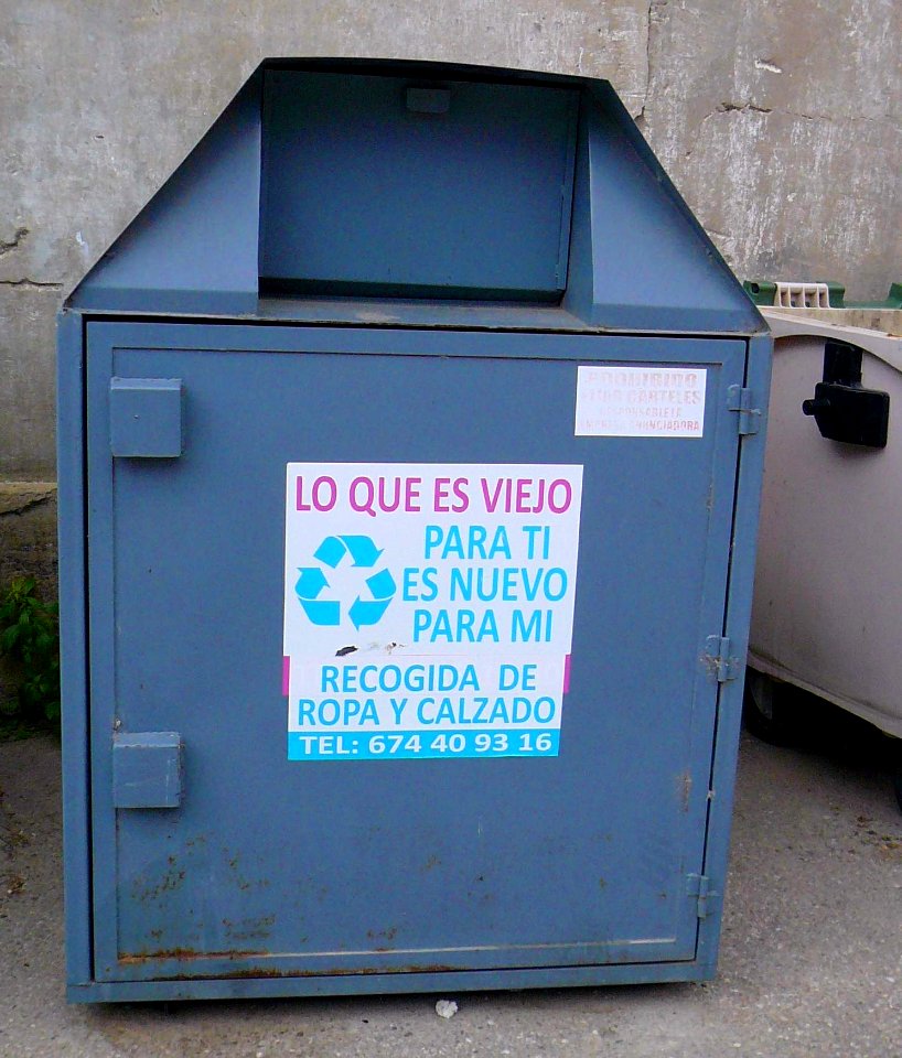 Gallur - Contenedores de reciclaje de residuos 2