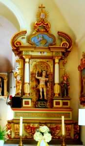 Gargellen-kirche-rechterSeitenaltar1c