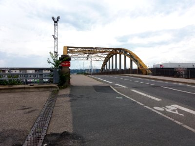 Gare de La Mouche - Pont routier côté est