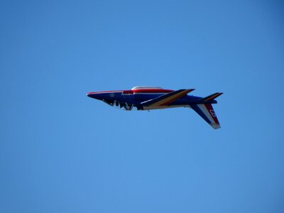 Aerobatic jet aircraft photo