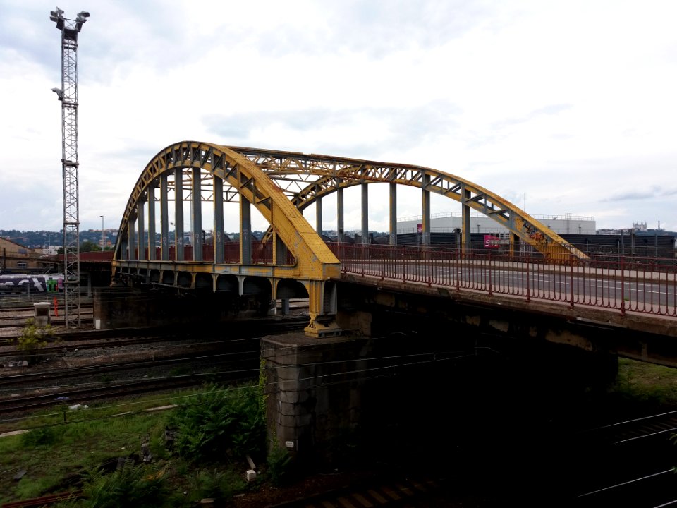 Gare de La Mouche - Pont routier côté sud-est