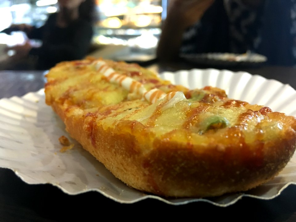 Garlic bread in Dolphin bakery (1)