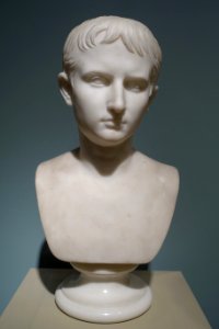 Gaius Caesar, after the Antique, by Larkin Goldsmith Mead, 1862 to c. 1865, marble - Middlebury College Museum of Art - Middlebury, VT - DSC07923