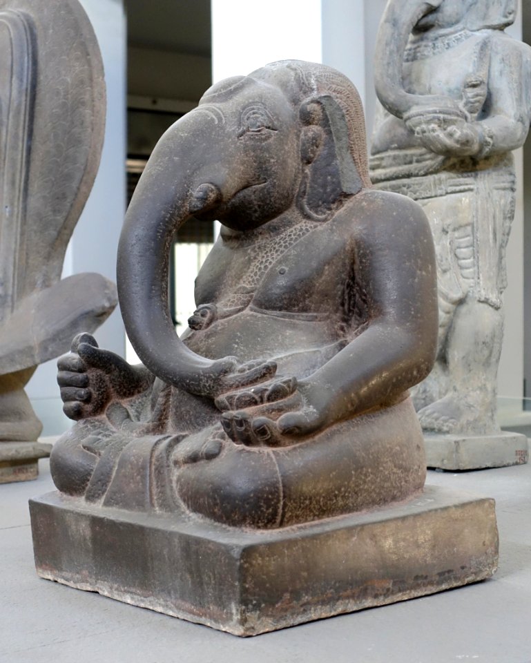Ganesh, My Son E5, view 2, 7th century, Quang Nam - Museum of Cham Sculpture - Danang, Vietnam - DSC01724