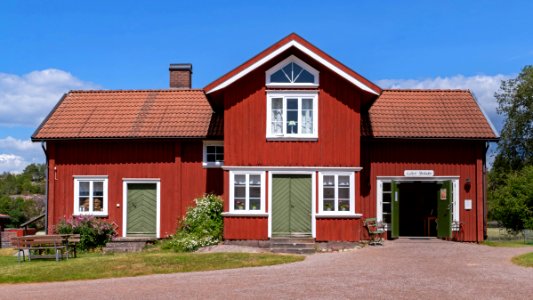 Gallery Skolsalen on Röe gård