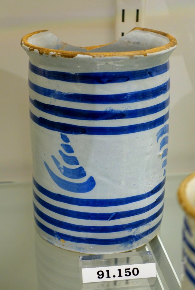 Gallipot, England, probably London, c. 1760, tin-glazed earthenware, HD 91.150 - Flynt Center of Early New England Life - Deerfield, Massachusetts - DSC04326