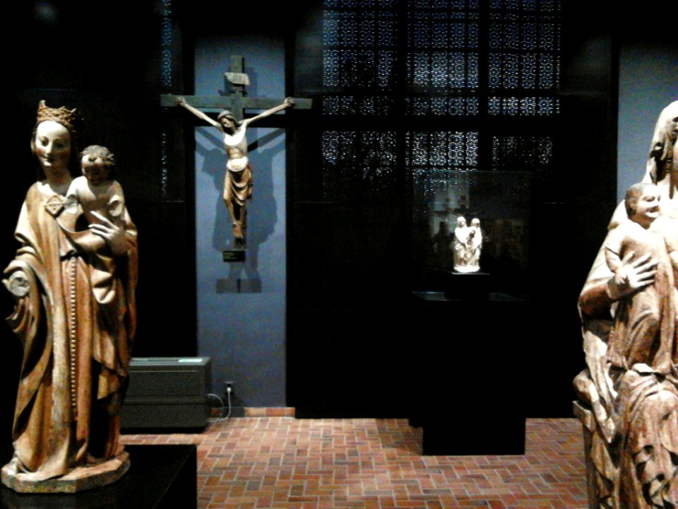 Gallery of Medieval Art 01