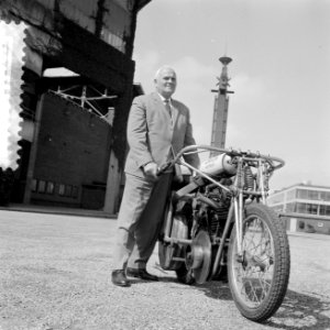 Gangmaker-oud wielrenner Frits Wiersma viert 27 augustus zijn 70e verjaardag, Bestanddeelnr 916-8063