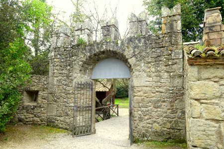 Gate - Parco dei Mostri - Bomarzo, Italy - DSC02431