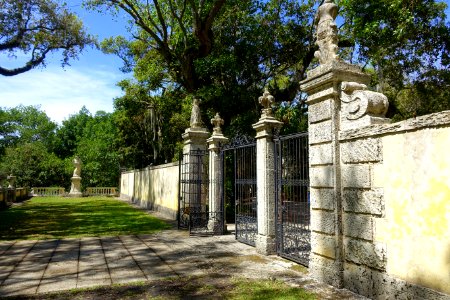 Gate - Vizcaya Museum and Gardens - Miami, Florida - DSC08650