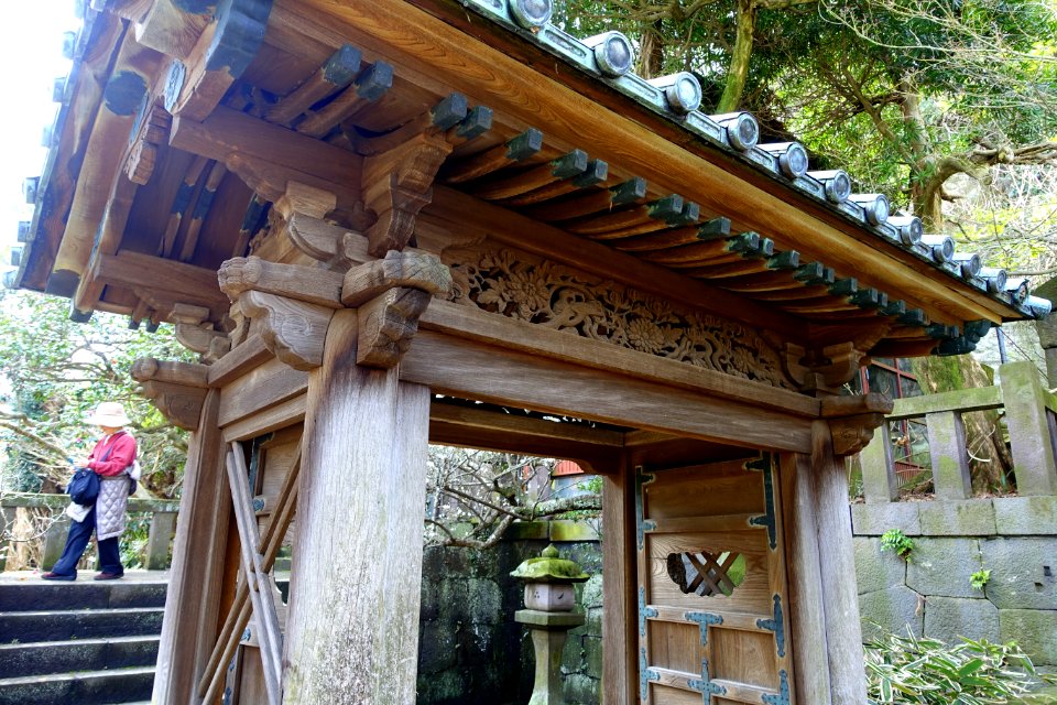 Gate - Eishō-ji - Kamakura, Kanagawa, Japan - DSC08128