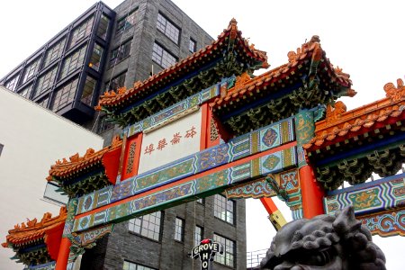 Gate - Old Town Chinatown - Portland, Oregon - DSC01210