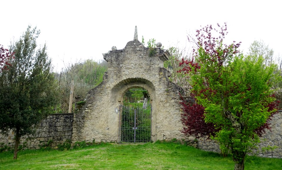 Gate - Parco dei Mostri - Bomarzo, Italy - DSC02709