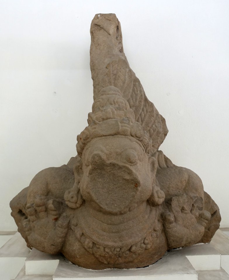 Garuda, 10th century, Quang Nam - Museum of Cham Sculpture - Danang, Vietnam - DSC01908