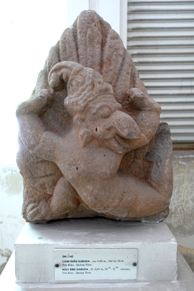 Garuda, Tra Kieu, 9th-10th century, Quang Nam - Museum of Cham Sculpture - Danang, Vietnam - DSC01858