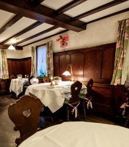 Gastraum des Landhotels Hirsch in Bebenhausen bei Tübingen 2019