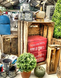 Artifacts market wooden