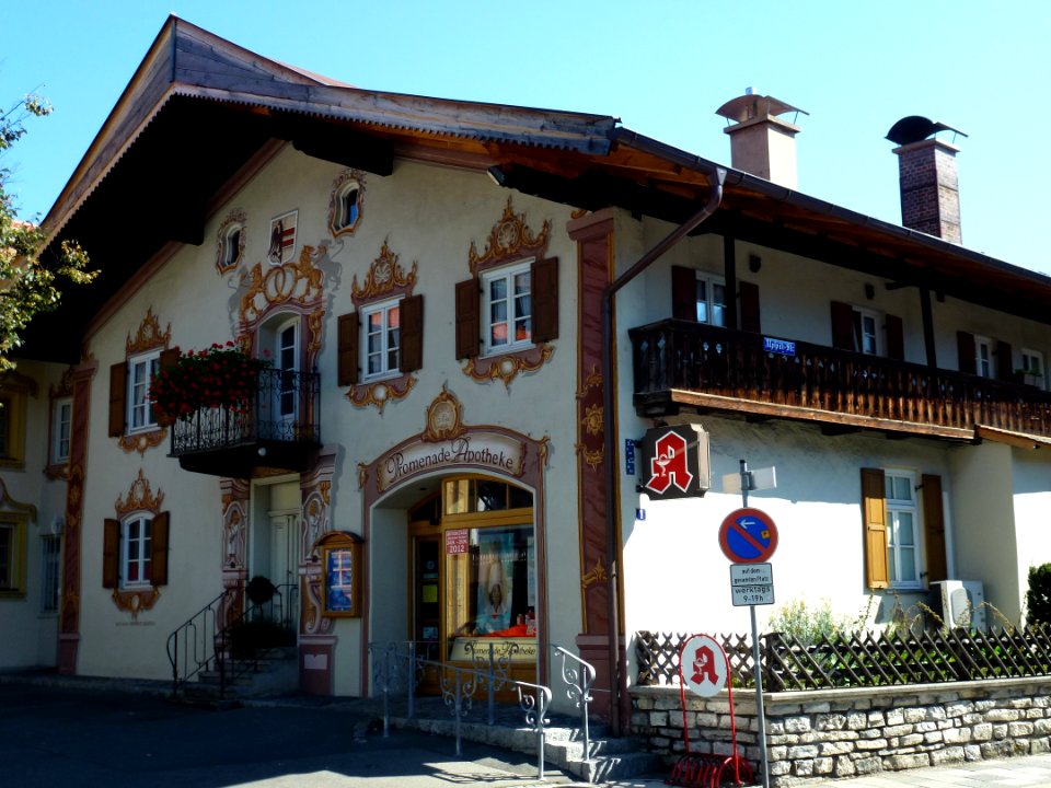Garmisch-Ehem-Bauernhaus-Alpspitzstr1