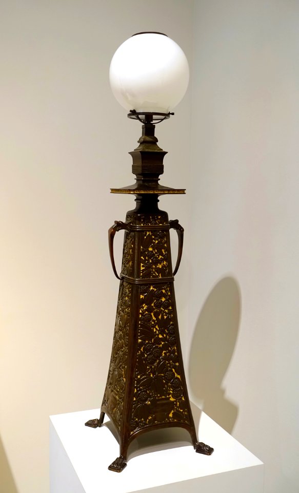 Gasolier, possibly by Herter Brothers, New York City, c. 1880, gilt bronze, glass - Dallas Museum of Art - DSC04838
