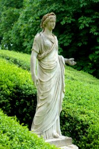 Garden sculpture - Waddesdon Manor - Buckinghamshire, England - DSC07588