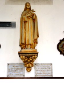 Ganzeville (Seine-Mar.) église, statue 14 Sainte Thérèse de Lisieux