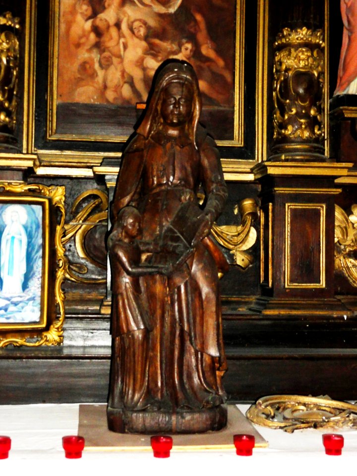Ganzeville (Seine-Mar.) église, statue 11 une Sainte