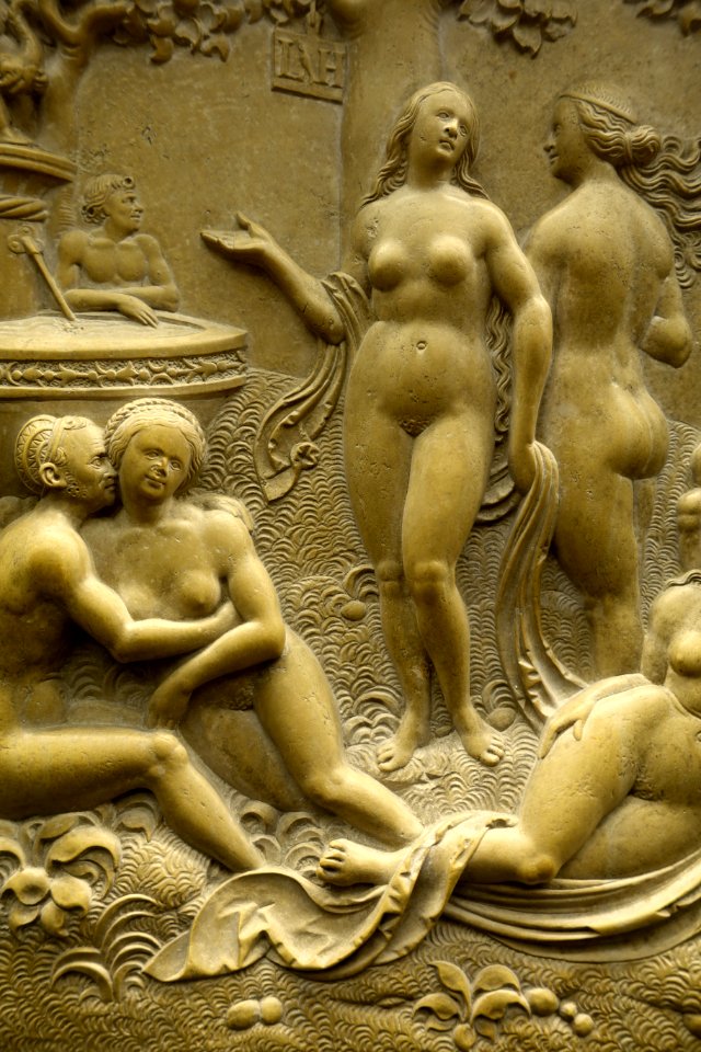 Garden of Love, Fountain of Youth, by Loy Hering, c. 1525, Solnhofer stone, view 2 - Bode-Museum - DSC03337