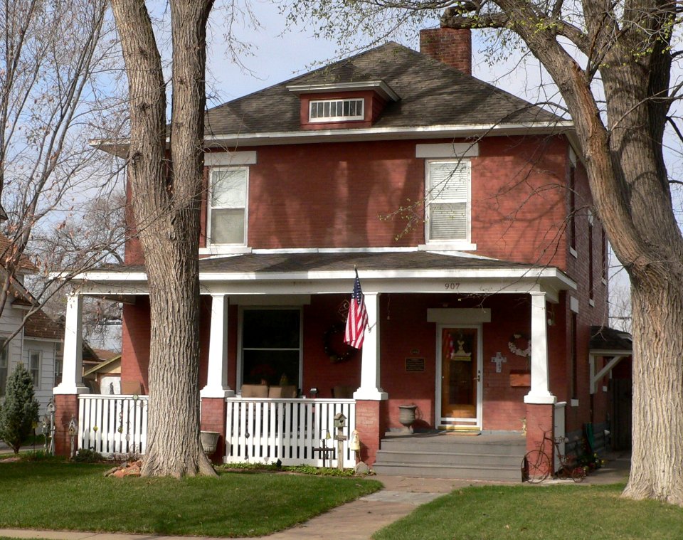 Garden City KS 907 N 7 St from E 1