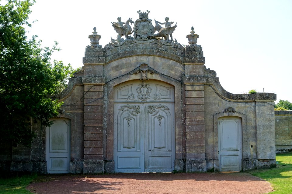 Garden gate - Wrest Park - Bedfordshire, England - DSC07997