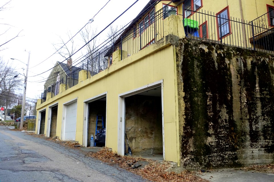 Garages - Arlington, MA - DSC08411