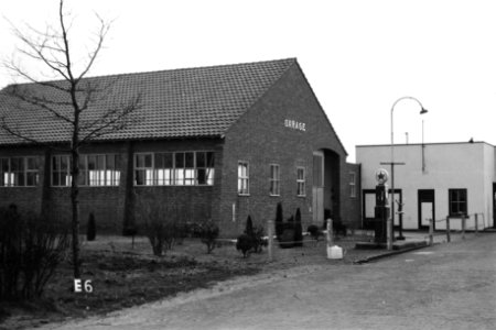 Garage en benzinepomp Caltex te E. (Ruilverkaveling Het Goor), Bestanddeelnr 170-1469