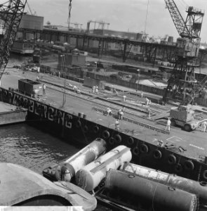 Gasbel in Noordzee bij RDM wordt ponton verbouwd om gat te dichten, Bestanddeelnr 916-6047