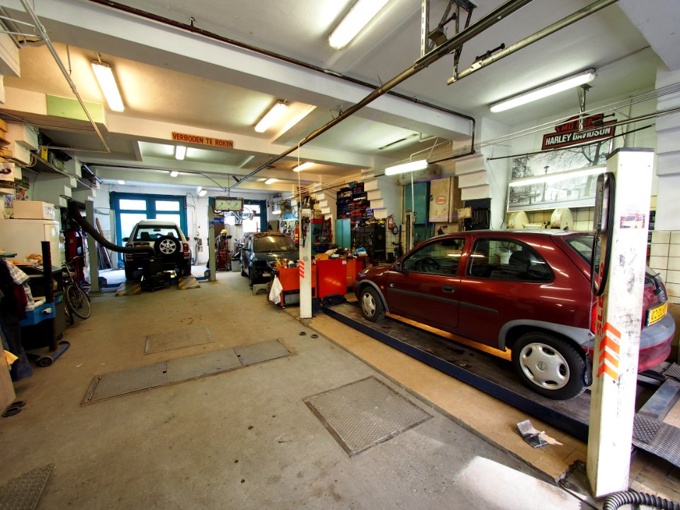 Garage West-Center, Tweede Helmersstraat foto 5