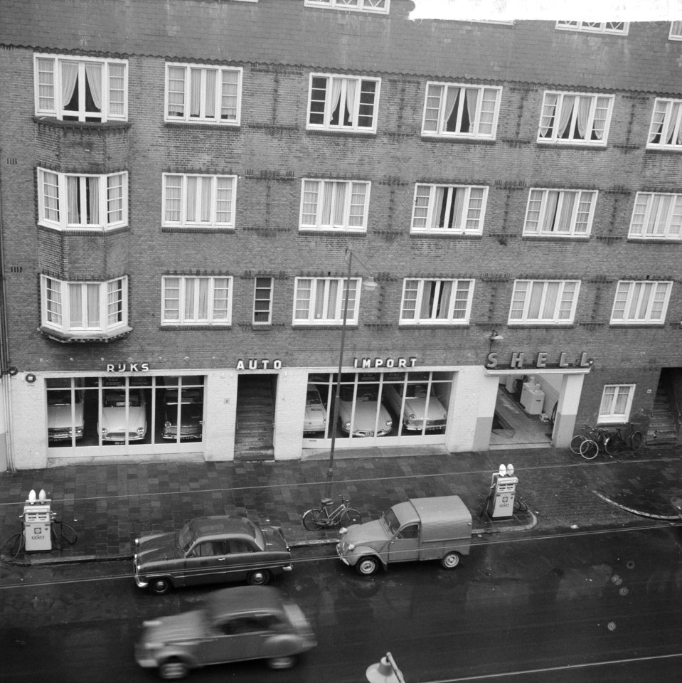 Garage A.P. van Vueren gevestigd aan de Cornelis Krusemanstraat 56 te Amsterdam., Bestanddeelnr 916-0268