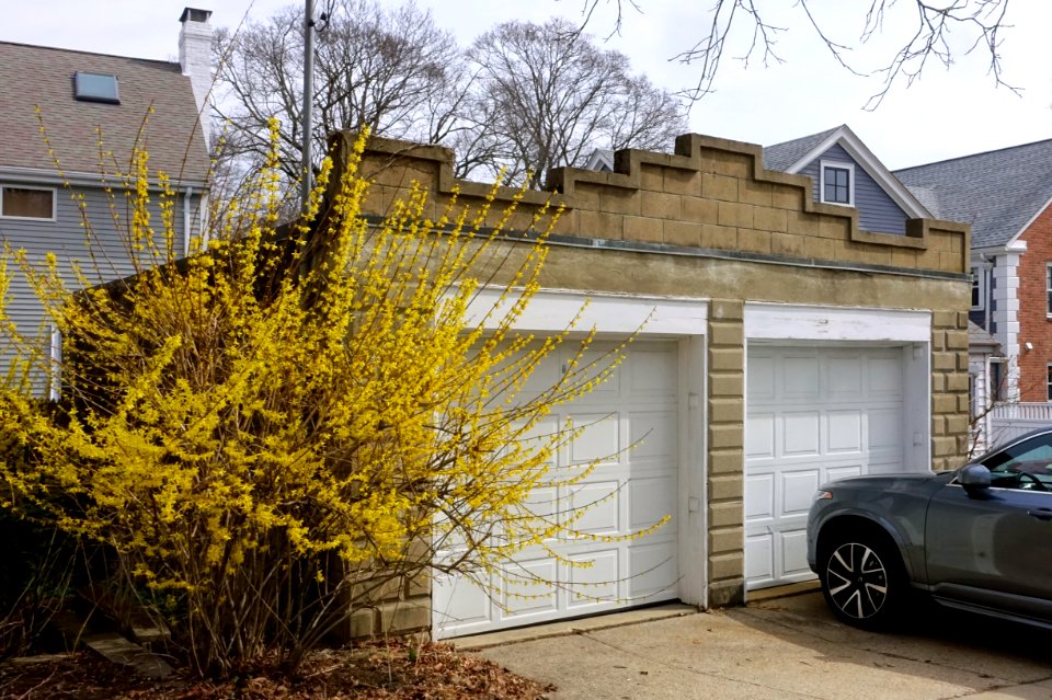 Garage - Arlington, MA - DSC09534