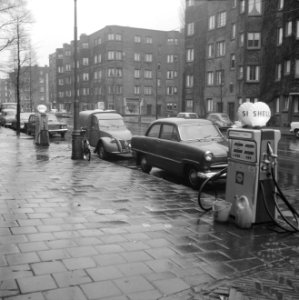 Garage A.P. van Vueren gevestigd aan de Cornelis Krusemanstraat 56 te Amsterdam., Bestanddeelnr 916-0269