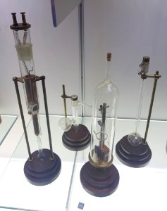 Gas research insutruments, c. 1933 - Museum of Science and Industry (Chicago) - DSC06388