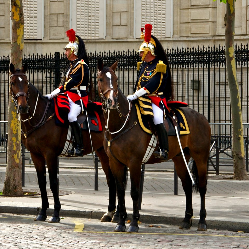 Garde et Officier Régiment cavalerie garde républicaine